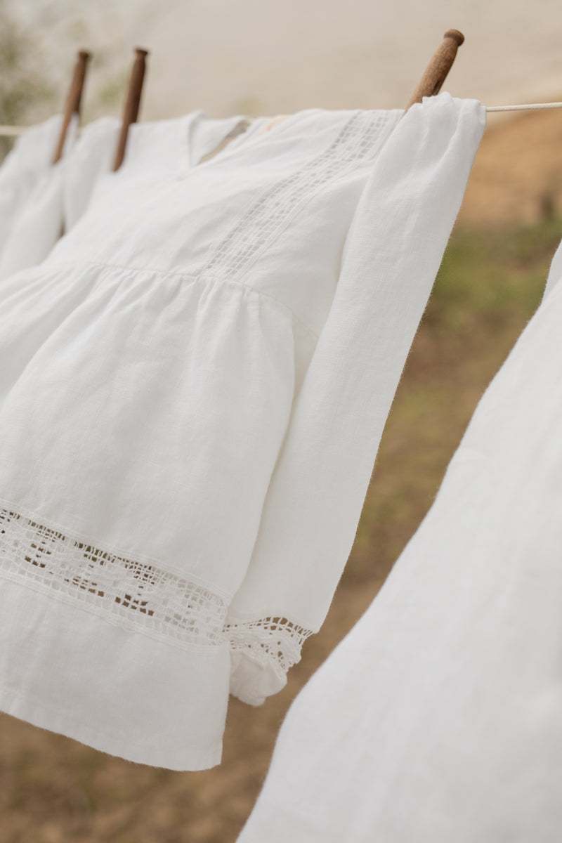 SUGARY LACE LINEN BLOUSE