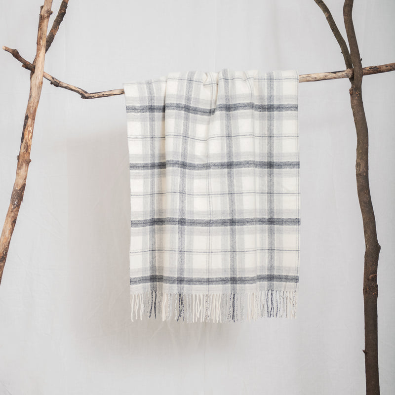 Classic Grey Checked Luxury Blanket